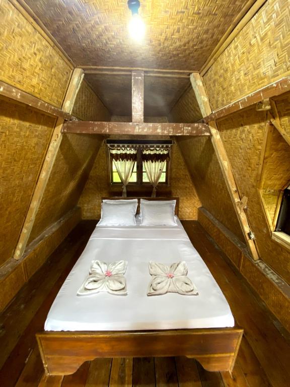 Hakiki Inn Bungalows - 11