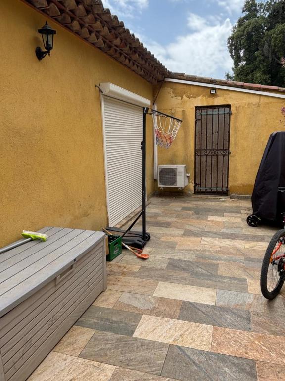 Photo de la galerie de l'établissement Villa, à Méounes-lès-Montrieux