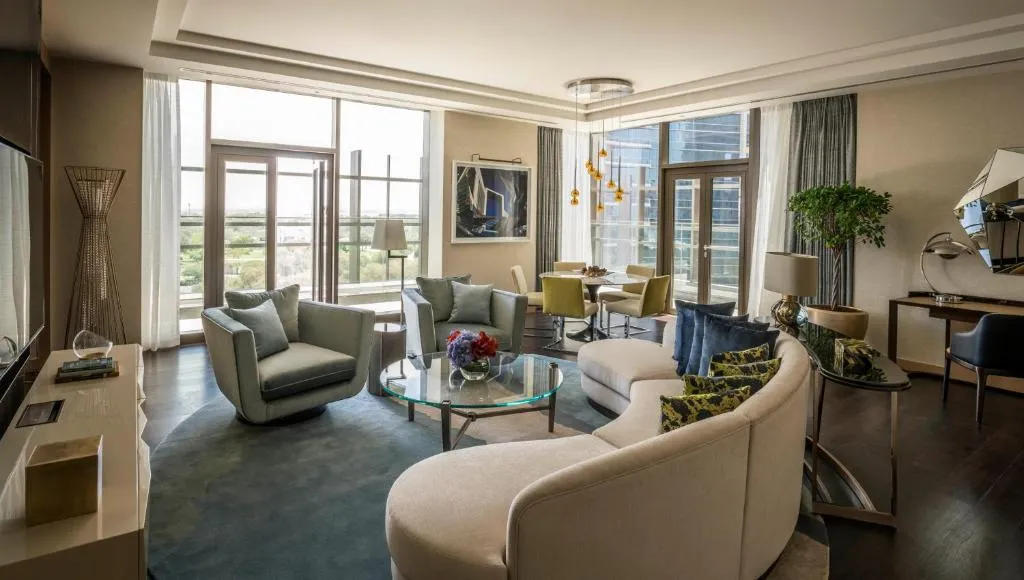 Deluxe Terrace Suite