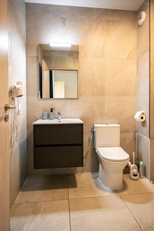 Cozy compact studio France – photo 17