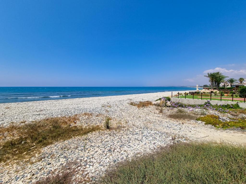 Gallery image of Private Pool And BBQ villa in Pervolia