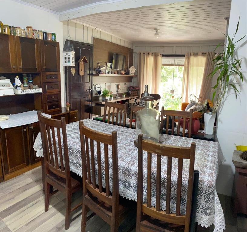 Η κουζίνα ή μικρή κουζίνα στο Casa Vovó Slaviero