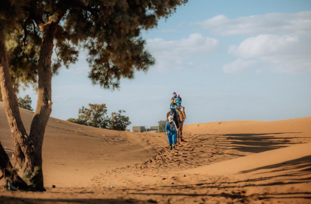 Hosté ubytování Merzouga Moonlight Desert Camp