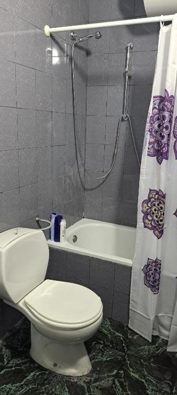 Koupelna v ubytování TOPO Hostel