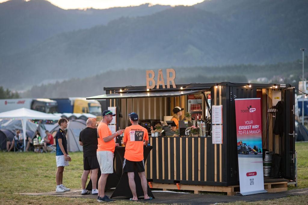 Üldine mäevaade või majutusasutusest Easy Camping pildistatud vaade