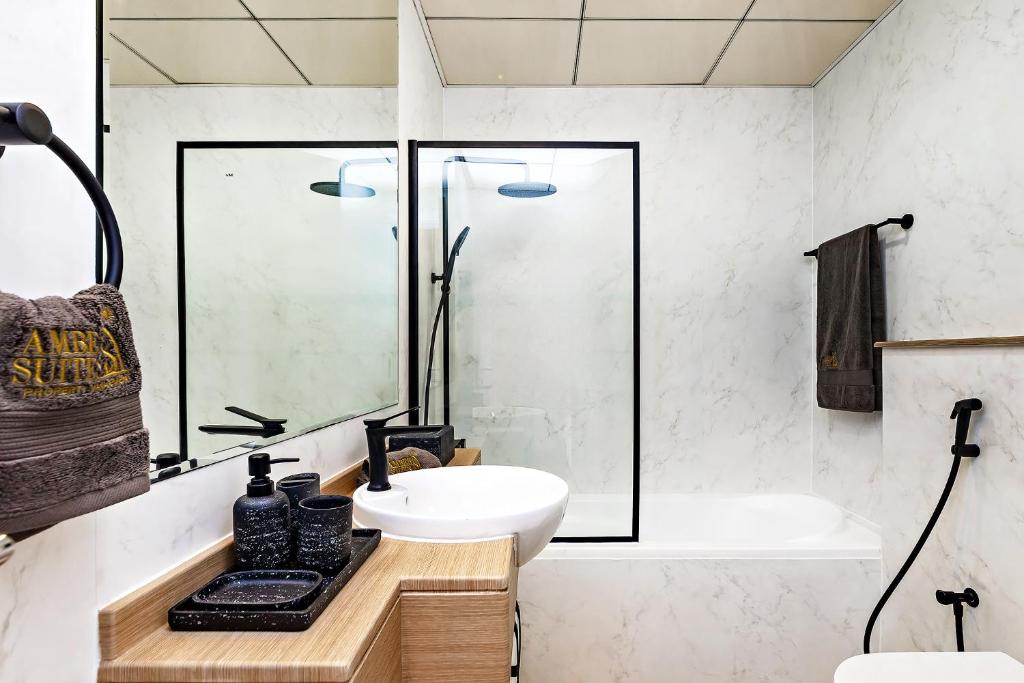 Stylish Urban Stay at Marina, Studio with All Essentials, Dubai (preços