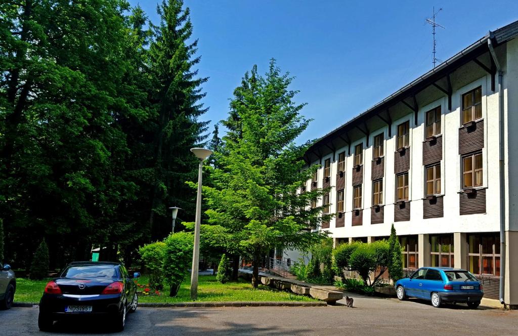 Salgó Hotel 3100 Salgótarján, Eresztvény Hrsz. 025 kép - 1