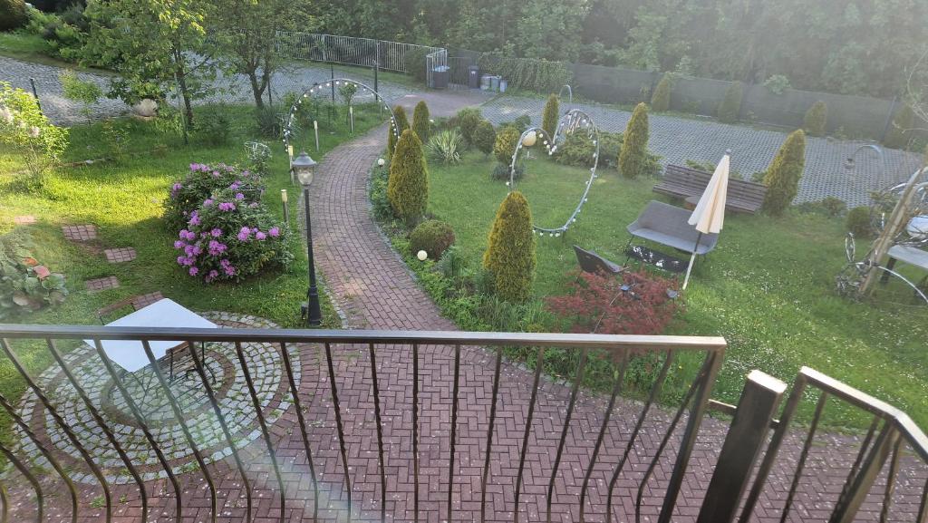 Vonkajšia záhrada v ubytovaní Apartamenty u Ani