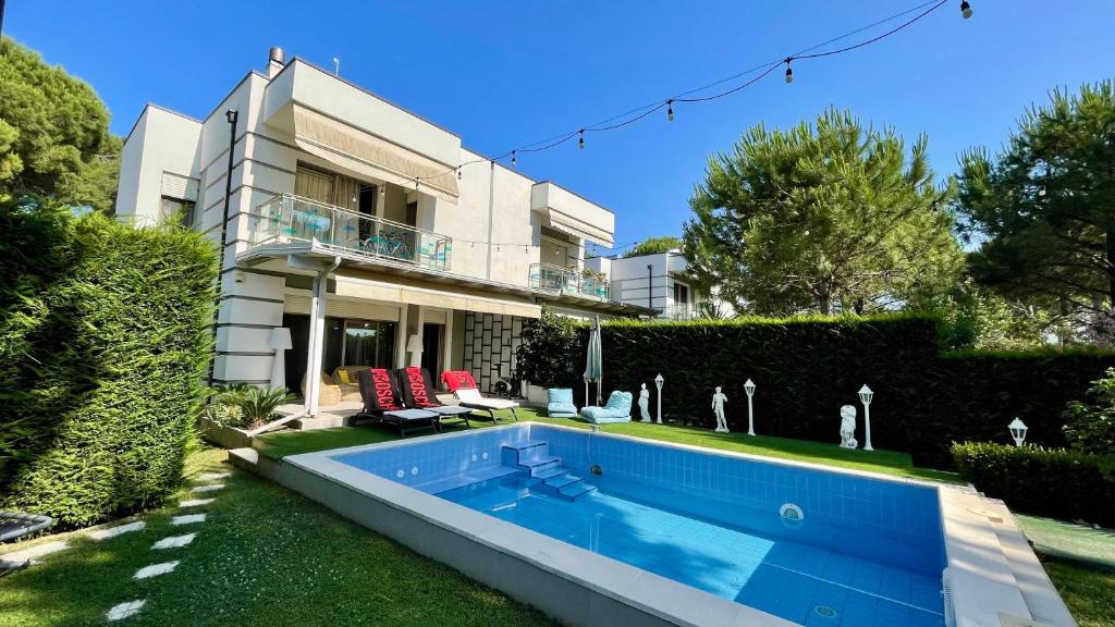 Bazén v ubytování Vile, Perla Resort nebo v jeho okolí