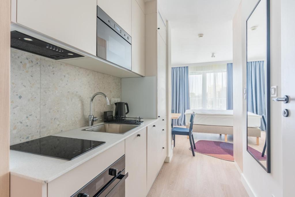 
Compact River Side Studio
