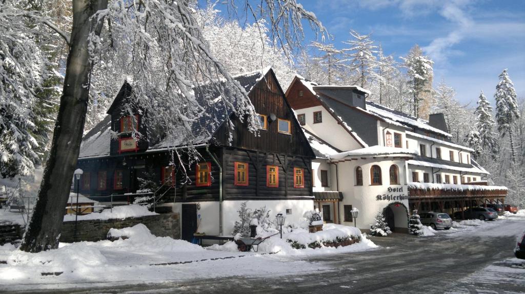 Hotel und Restaurant Köhlerhütte - Fürstenbrunn v zimě