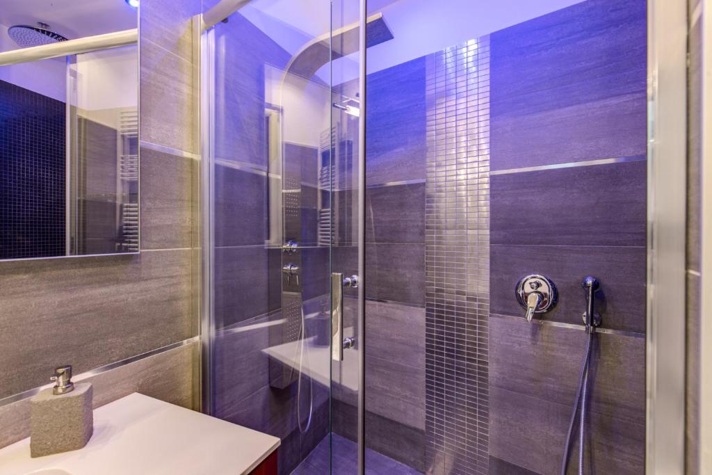 Koupelna v ubytování Lux Apartment