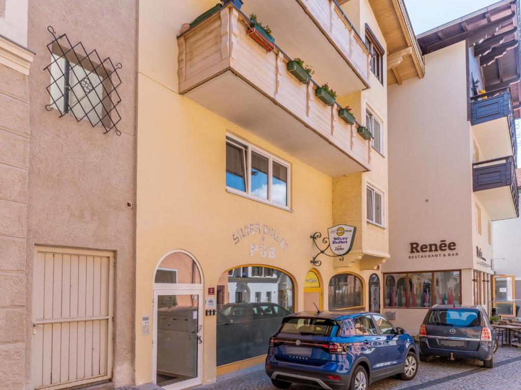The building in which Az apartmant is located