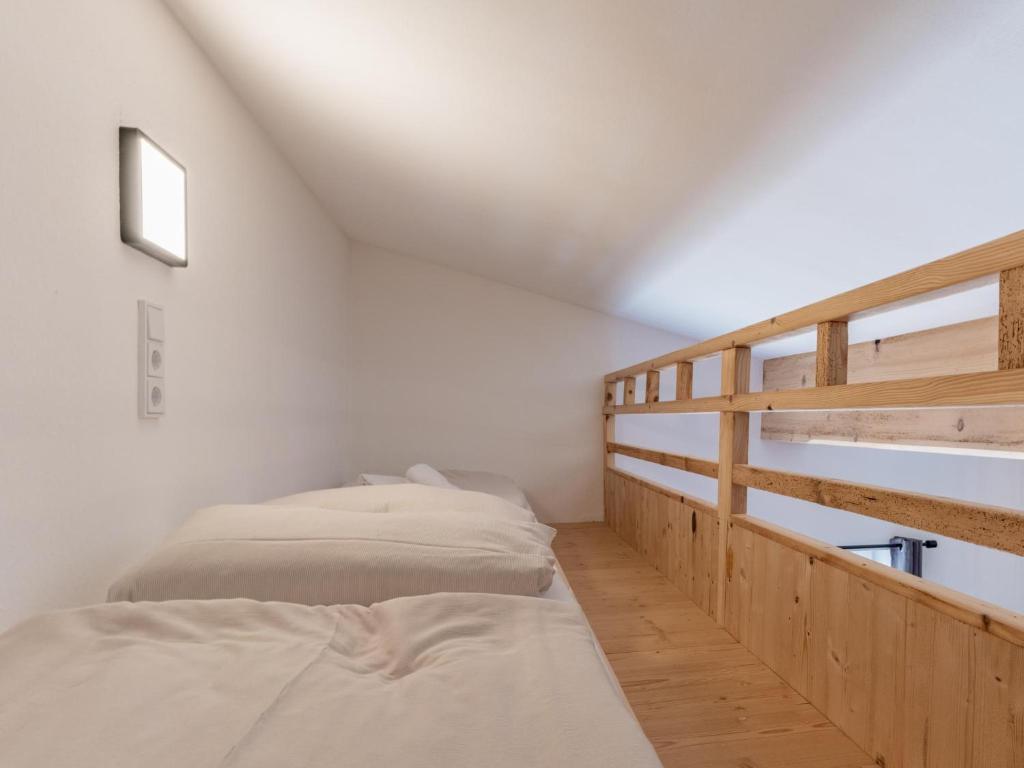 A bed or beds in a room at Marktblick
