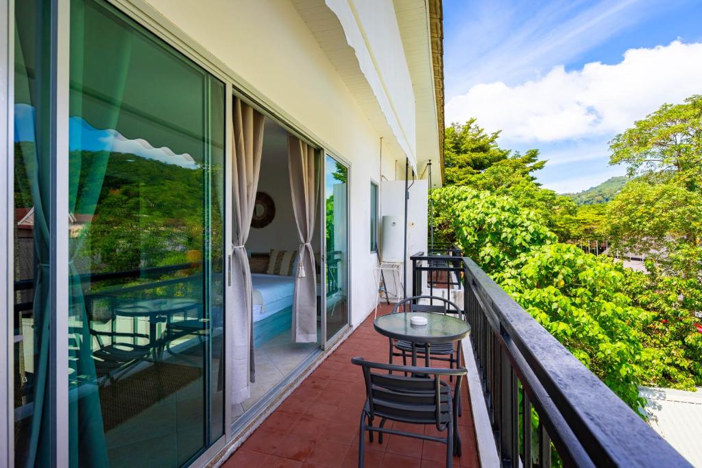 Balkón nebo terasa v ubytování Kata Station Boutique Hotel