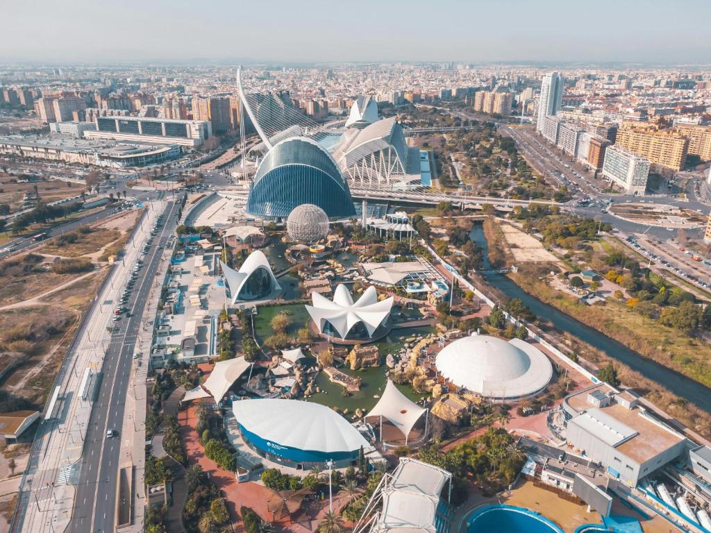 APARTAMENTOS CIUDAD DE LAS ARTES Y LAS CIENCIAS - Resim 13