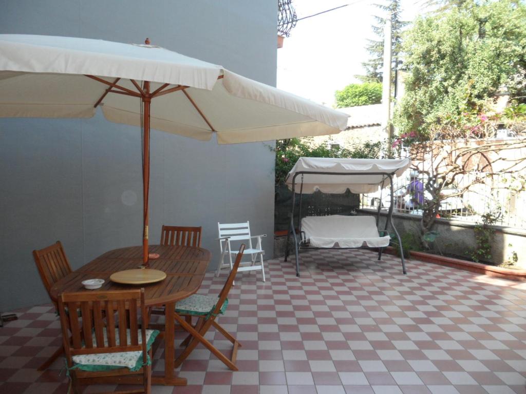 A patio or other outdoor area at IL B&B Maison Graziella