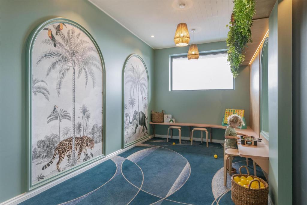 Nightcap at Camp Hill Hotel - Resim 24