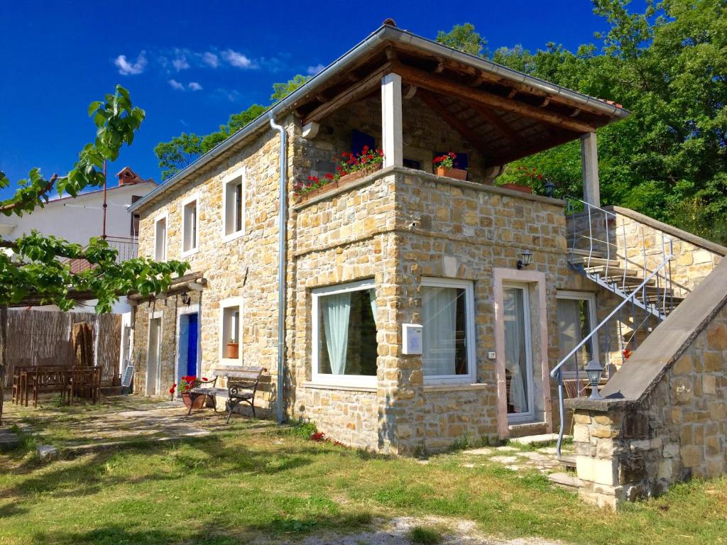 Zgrada u kojoj se nalazi apartman