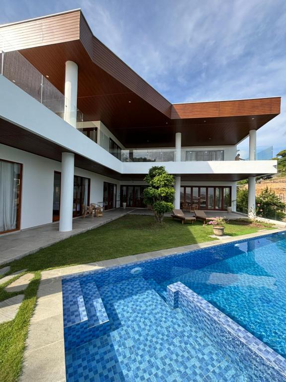 Bazén v ubytování Villa Ayu Lombok nebo v jeho okolí