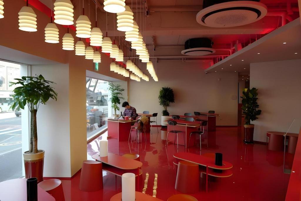 Bobo Hotel Hongdaeにあるレストランまたは飲食店