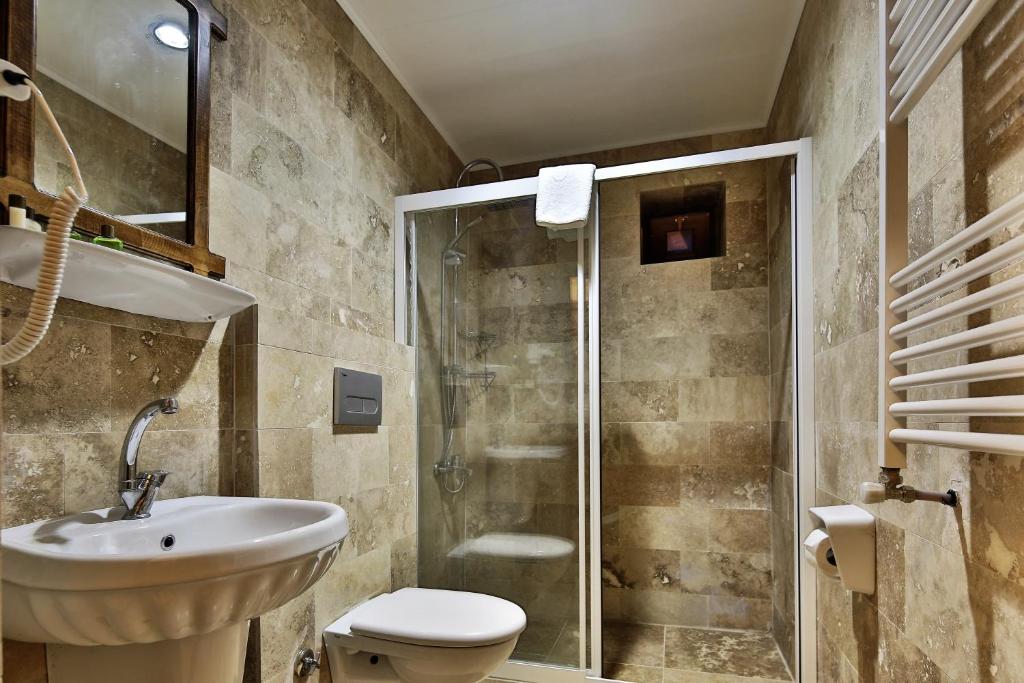 Yusuf Bey House - 15