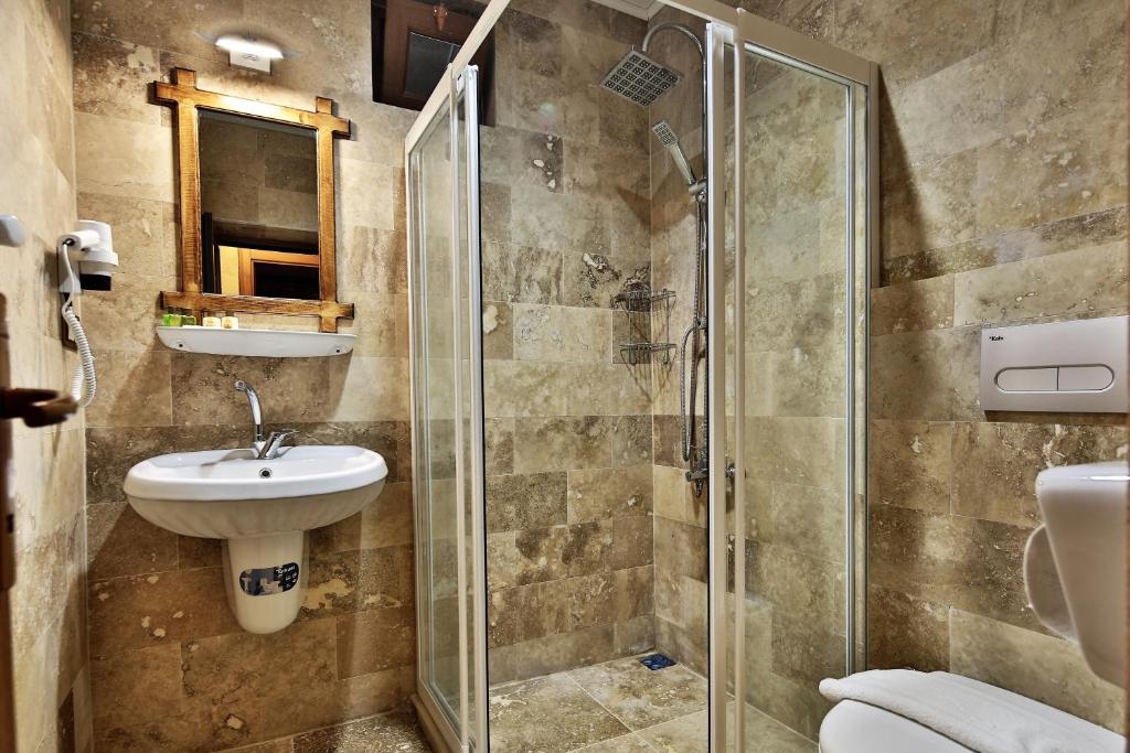 Yusuf Bey House - 16