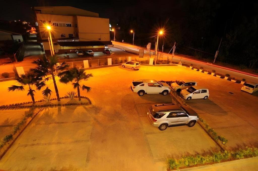 ムアルにあるPPT Muar Hotelのギャラリーの写真