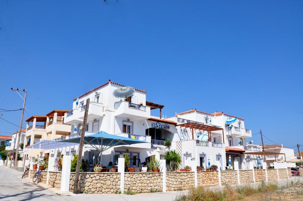 Estella Studios - Double Room With Balcony (2 Adults + 1 Child)