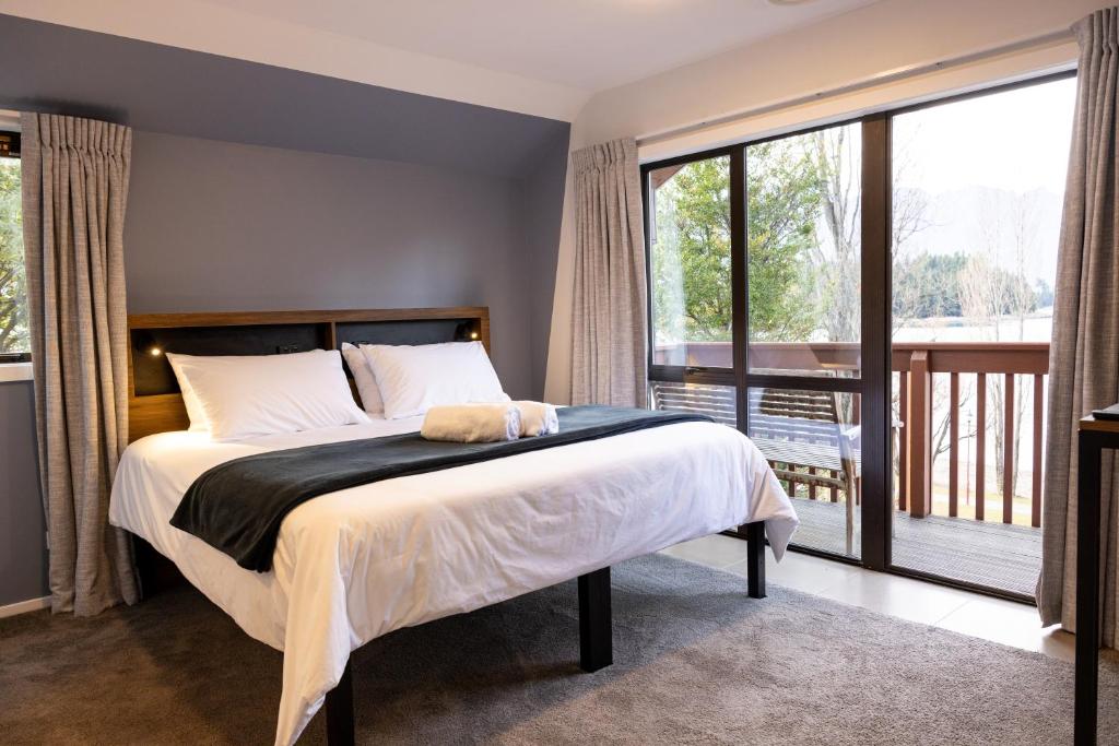Haka House Queenstown Lakefront - Resim 40