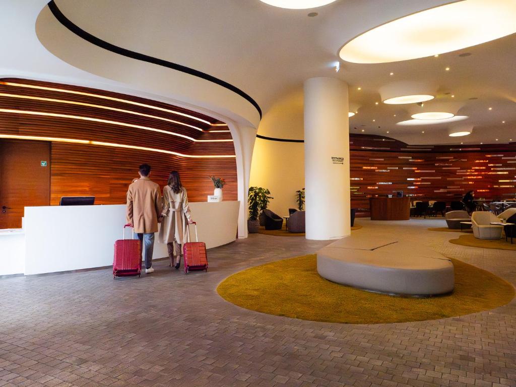Vstupní hala nebo recepce v ubytování DoubleTree by Hilton Wroclaw