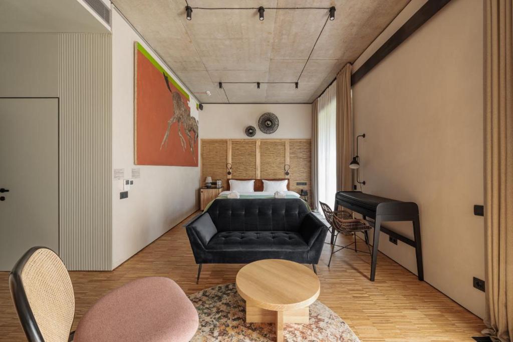 Shelest - Suite Avec Terrasse
