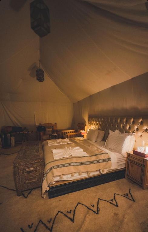 Postel nebo postele na pokoji v ubytování Super Luxury camp