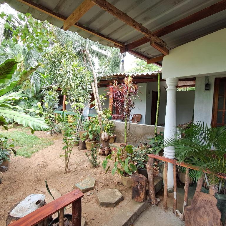 Zahrada ubytování Bandula Home Stay