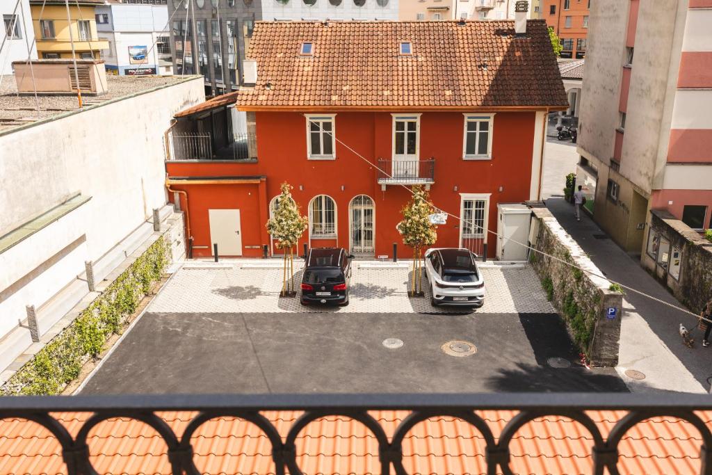 Palazzo Canetti Locarno - Piazza Grande - Suites & Rooms - Easy Self Check-In - Resim 16