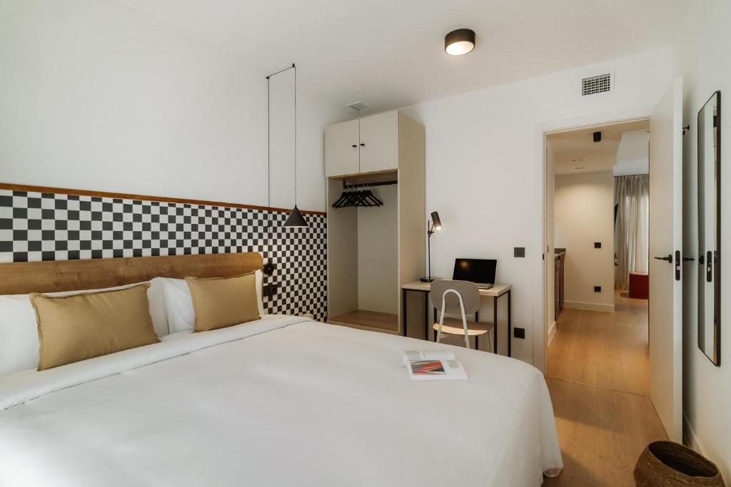 Via Monte Apartments by Olala Homes