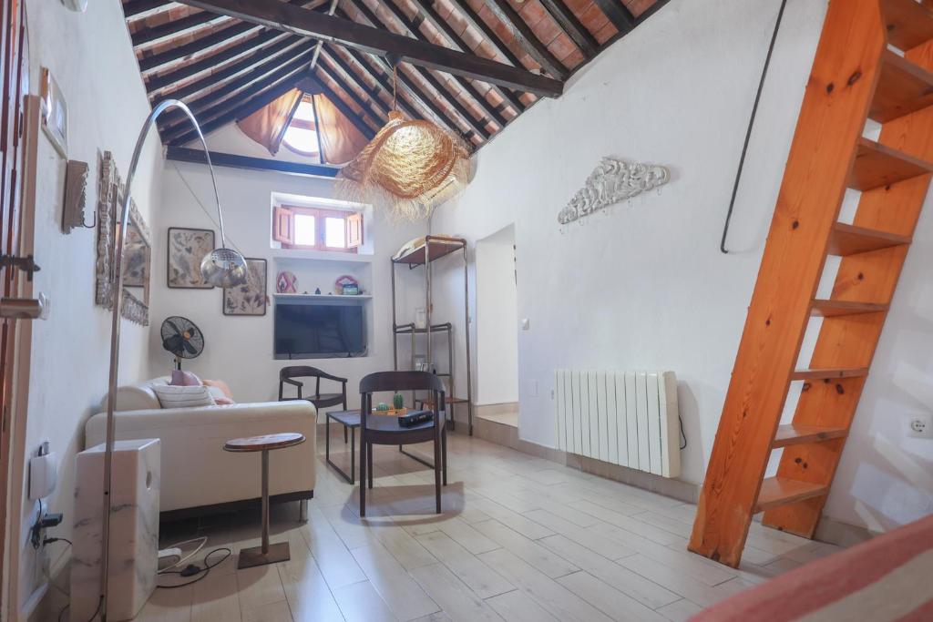 A television and/or entertainment centre at Koala Tarifa