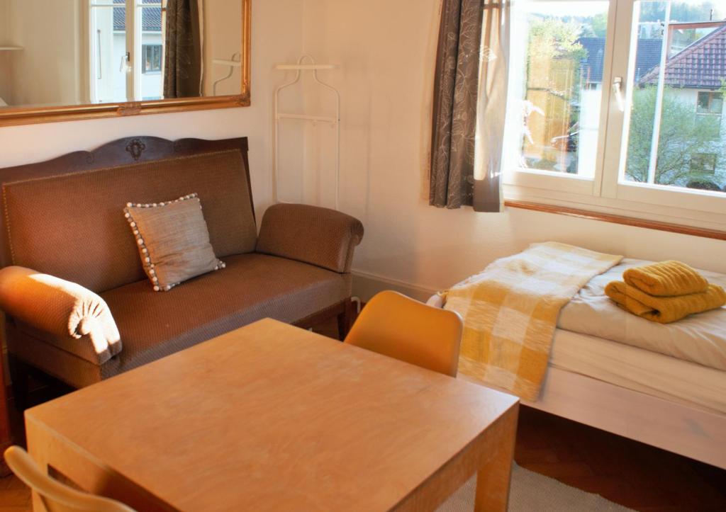 Postel nebo postele na pokoji v ubytování Gästehaus Sonne