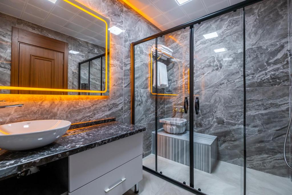 Φωτογραφία από το άλμπουμ του Club Robin Hood Hotel σε Αλάγια