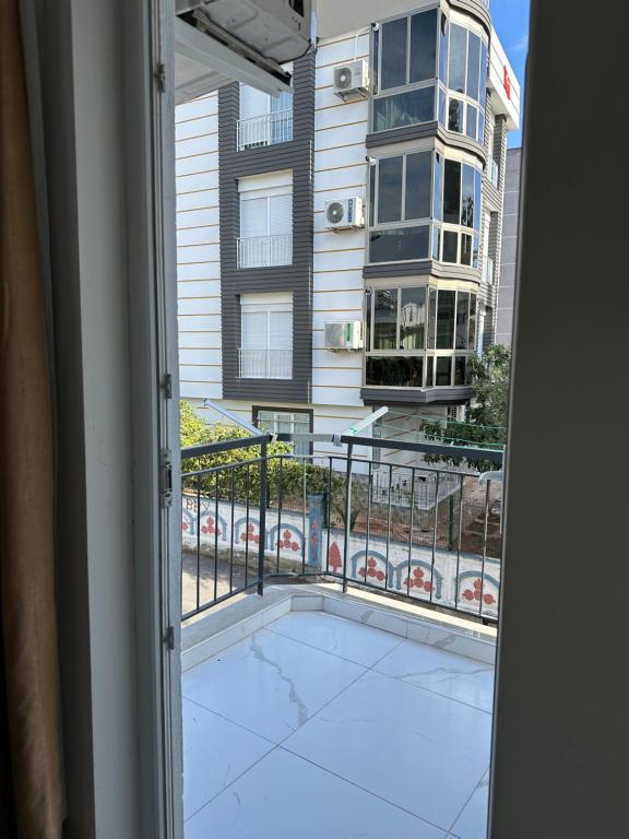 لابی و فضای عمومی Antalya Apart House - 7 - تصویر ۵