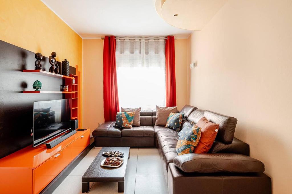 Χώρος καθιστικού στο Stay in style - vibrant condo in San Giovanni Lupatoto