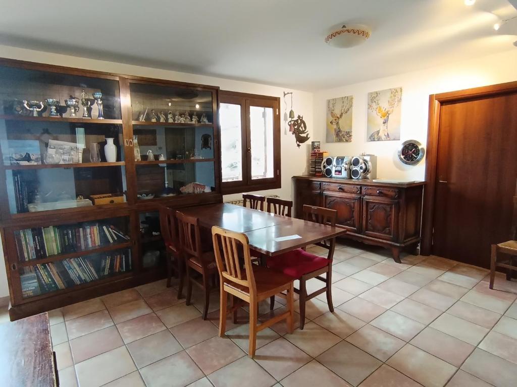 Knižnica v apartmáne