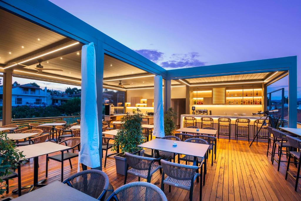 Restauracja lub miejsce do jedzenia w obiekcie Hotel Vozina