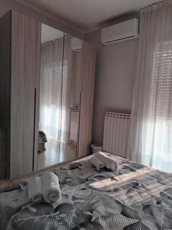 Łóżko lub łóżka w pokoju w obiekcie Sweet Emma