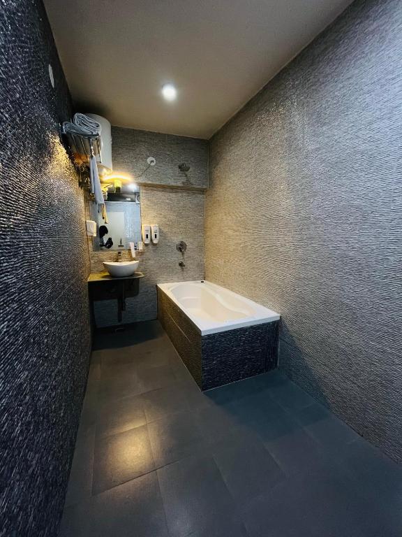Koupelna v ubytování Stay Banaras - A Boutique Hotel