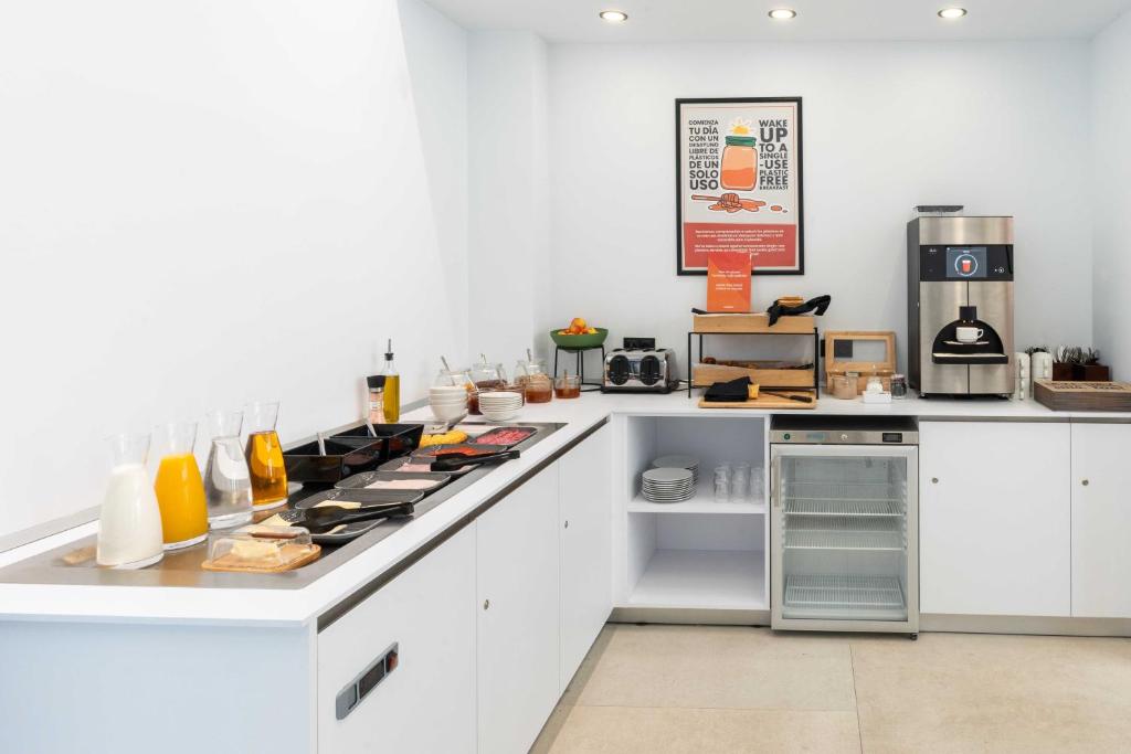 easyHotel Madrid Alcala - Resim 26