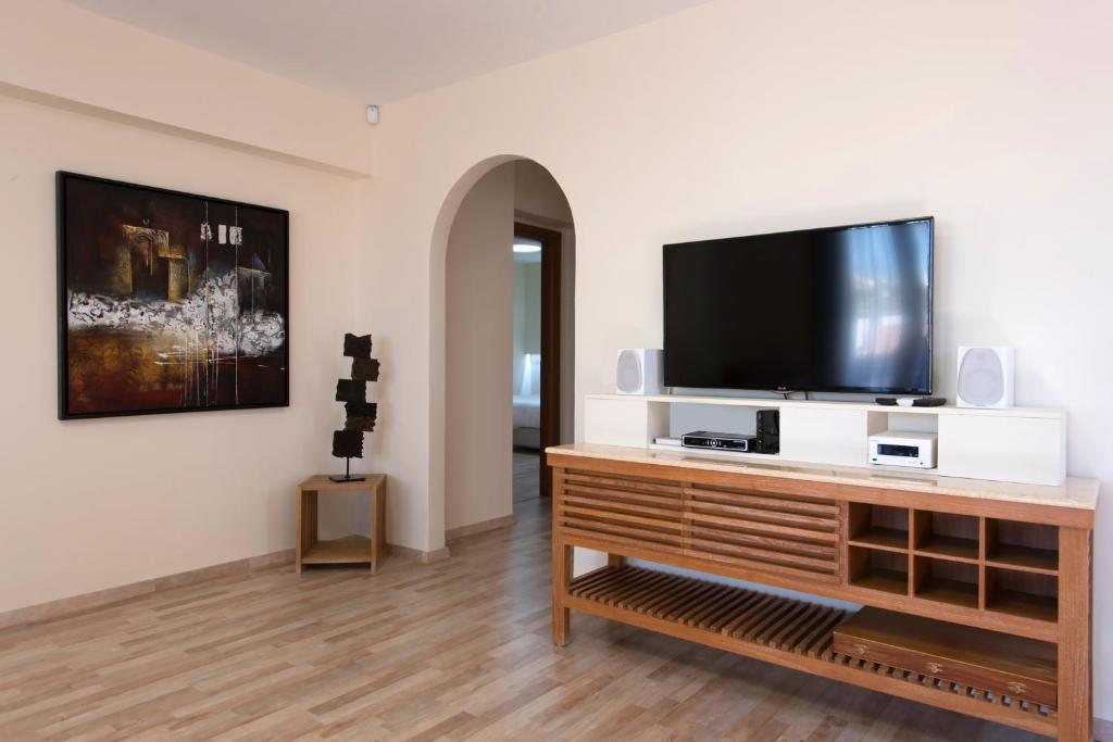 Leste Luxury Homes - 3