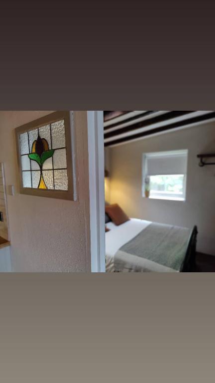 Postel nebo postele na pokoji v ubytování Corcreggan Mill B&B, Self-Catering & Glamping