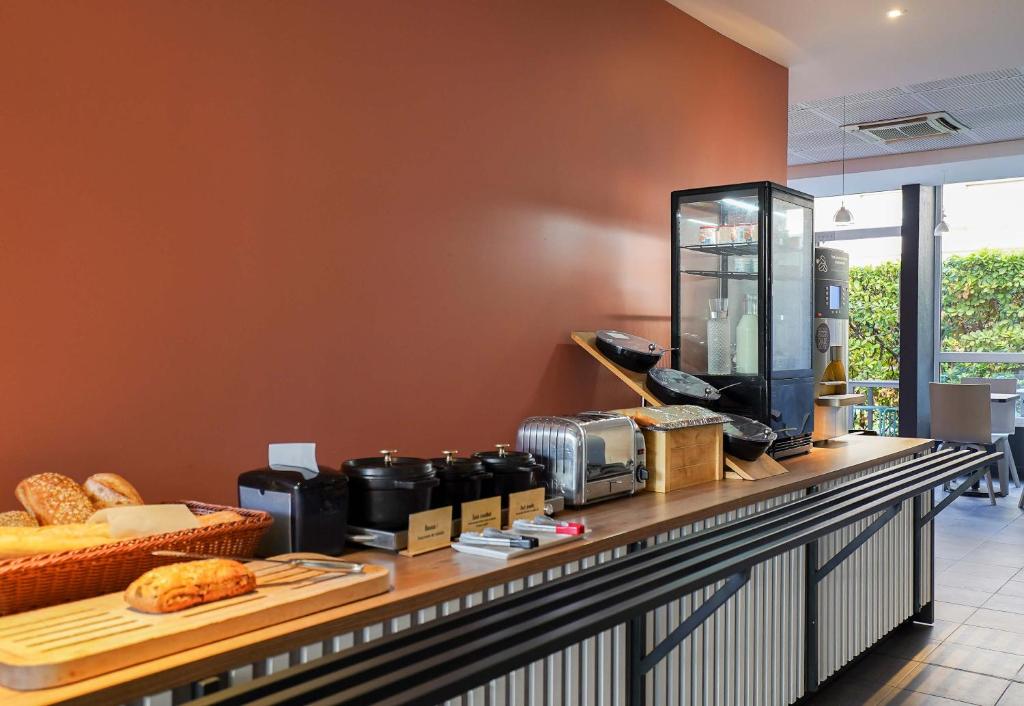 B&B HOTEL Marseille Prado Parc des Expositions - Resim 37