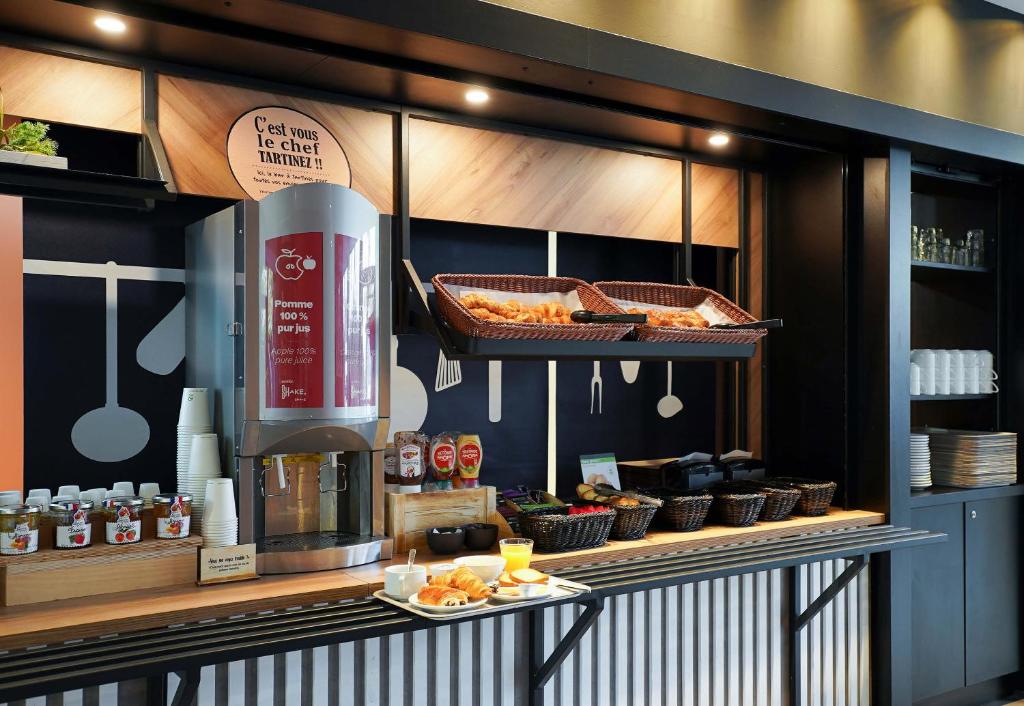 B&B HOTEL Marseille Prado Parc des Expositions - Resim 43